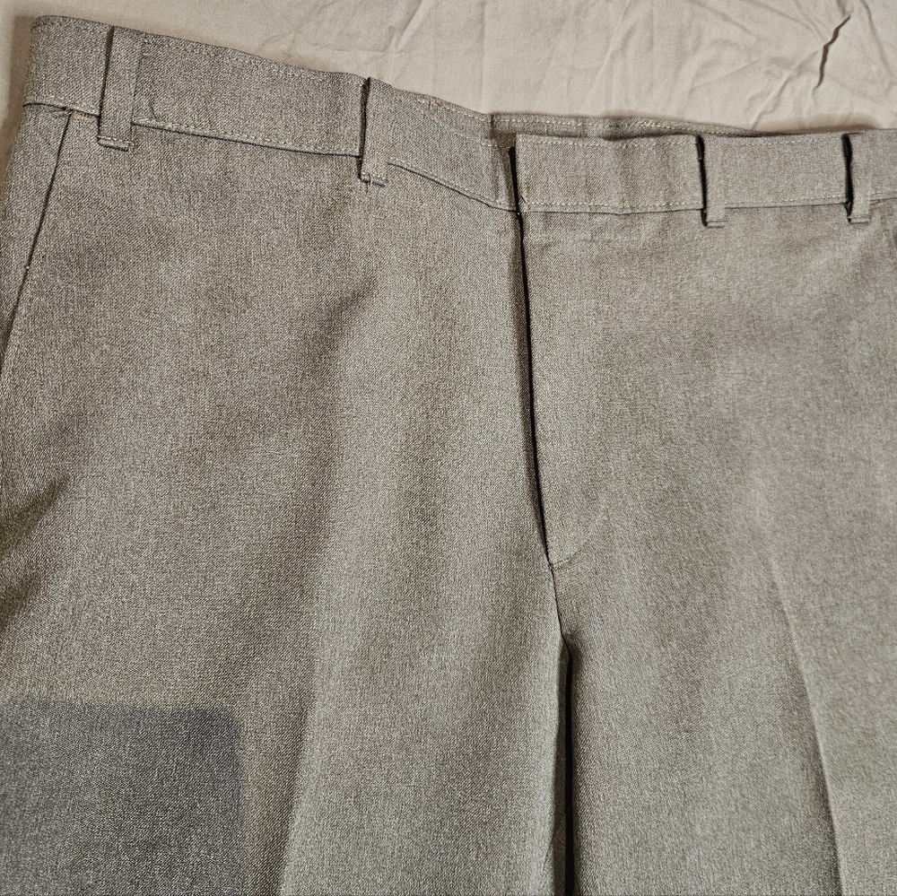 Vintage Levi’s Action Slacks Taupe Brown High Rise Straight Leg Pants 38x30 USA - Picture 5 of 9